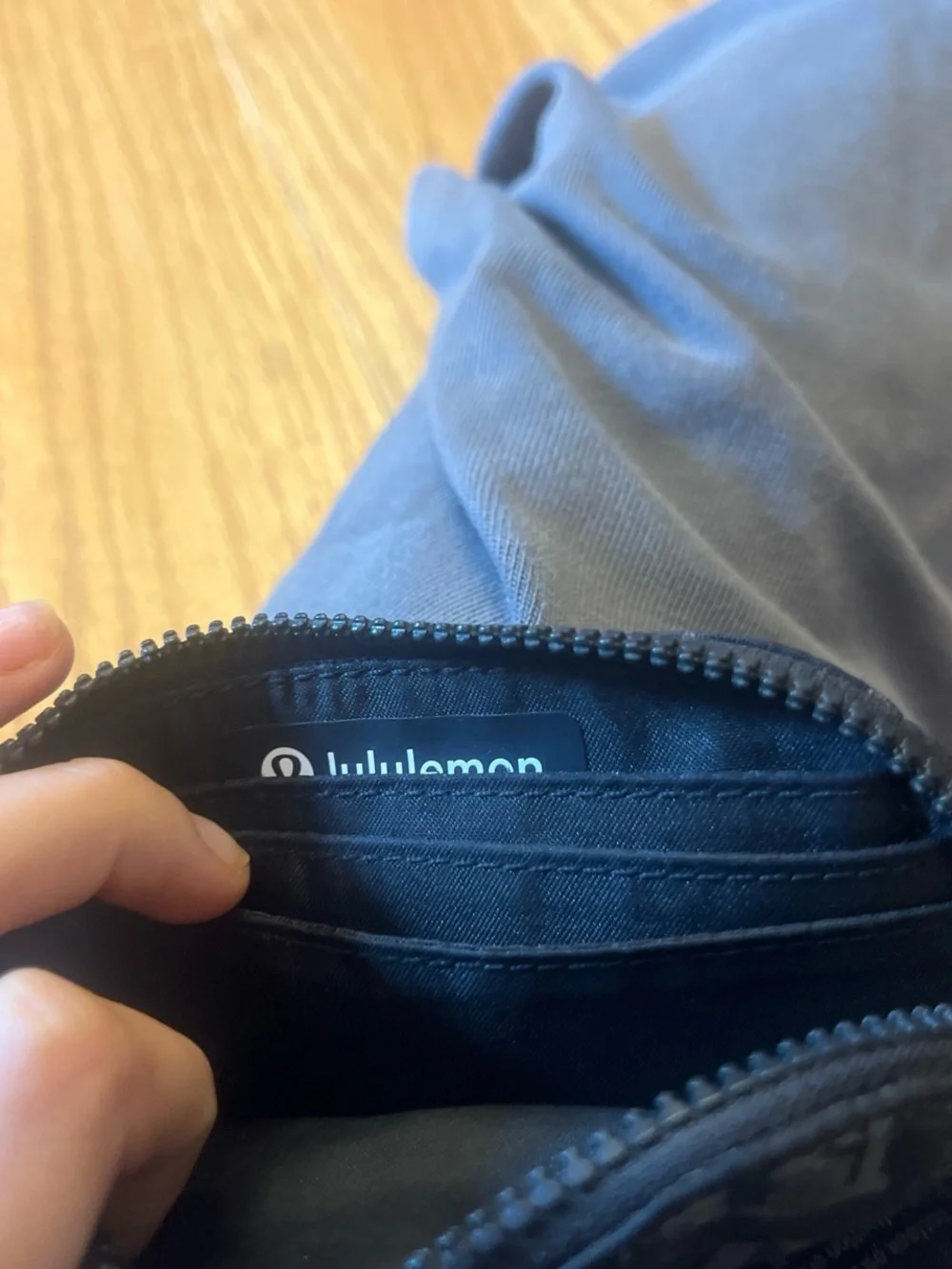 Lululemon wallet